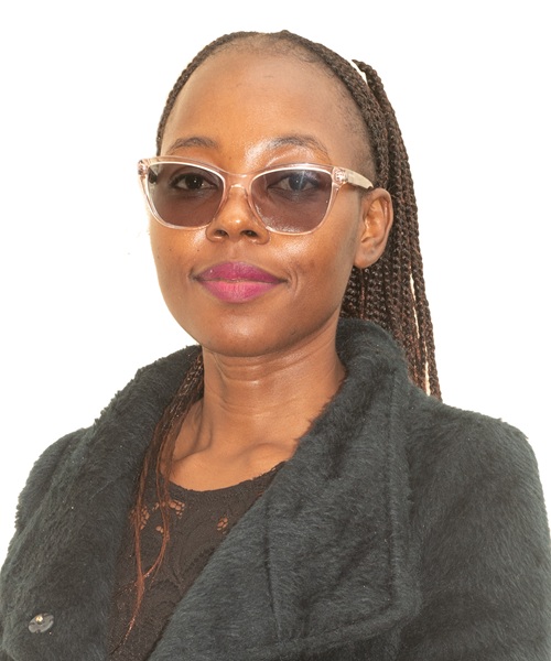 Chairperson : Mrs R Mandizvidza